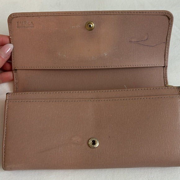 Furla blush pink large fold over leather wallet - Picture 6 of 13